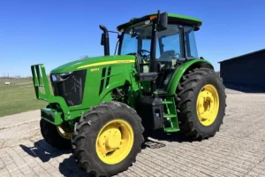 2023 John Deere 6105E