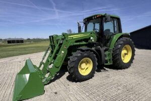 2014 John Deere 6125M