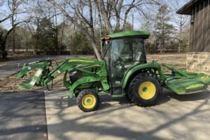 2016 John Deere 3046R PACKAGE
